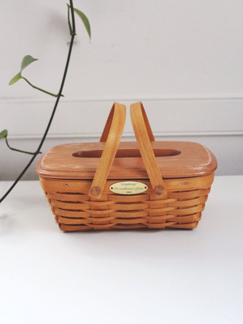 Longaberger 2001 Woven Memories Basket Lid Vintage Handwoven Wooden Tissue Box